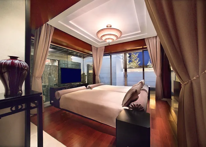 Banyan Tree 5*