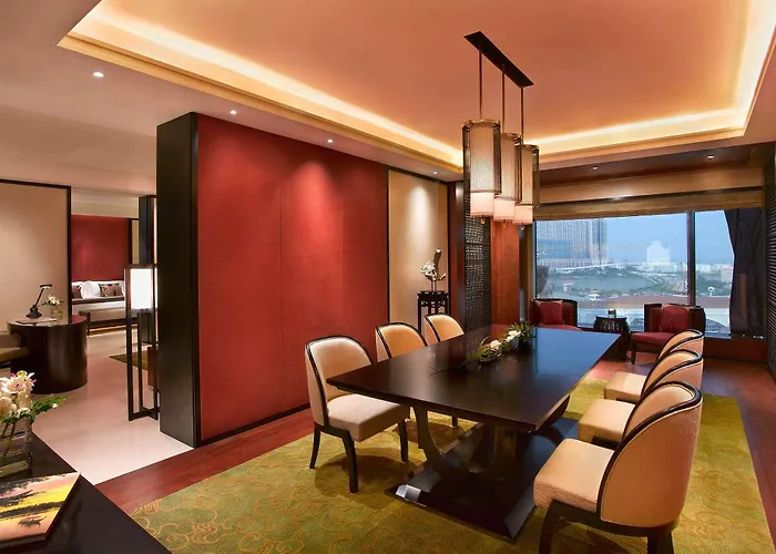 Banyan Tree Hotel