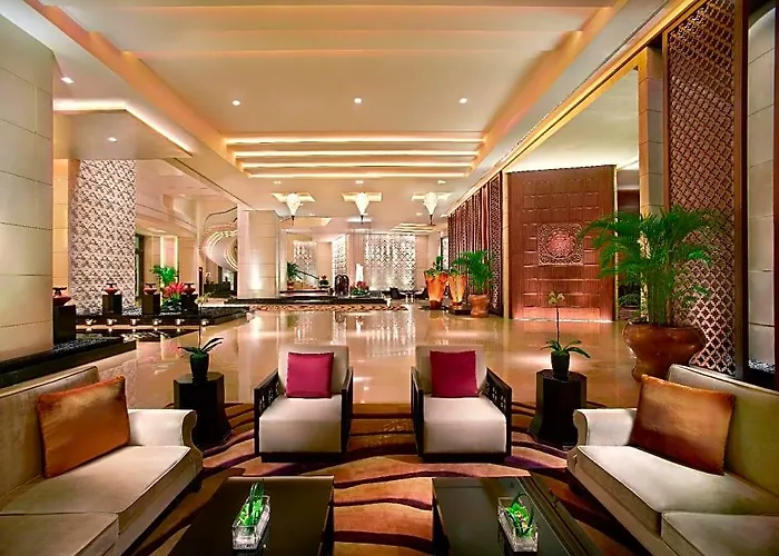 Banyan Tree 5*