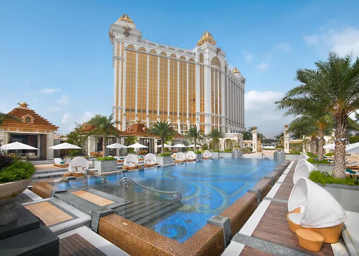 Banyan Tree Macau
