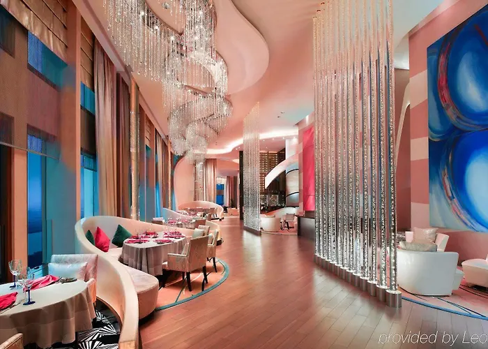 Banyan Tree 5*
